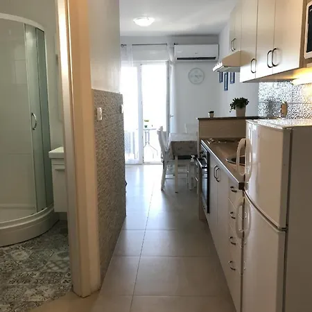 Apartament By The Sea Rastici, Ciovo - 9208 Trogir